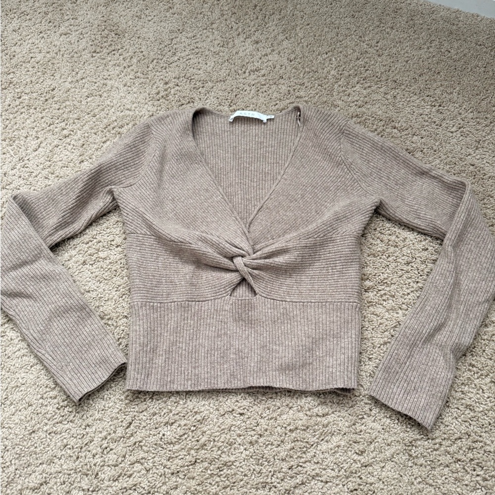 Astr Cream Beige Twist Front V-Neck Sweater